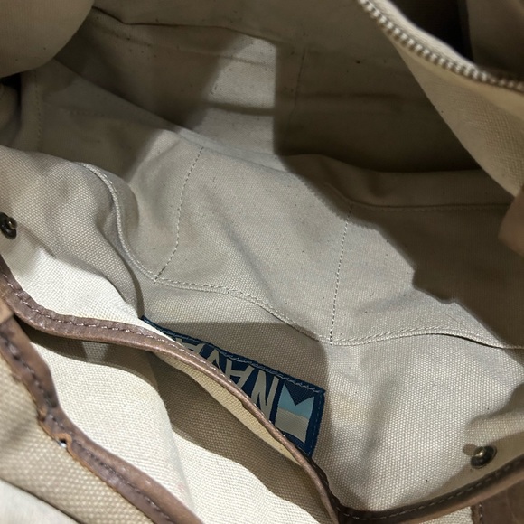 Navali Unisex Large Satchel Bag - Picture 5 of 8